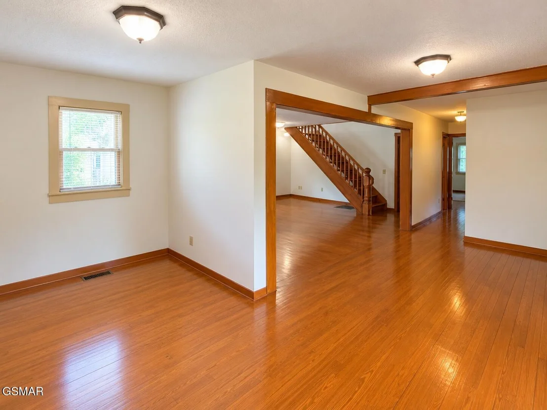 Photo of 1839 Jayell Road