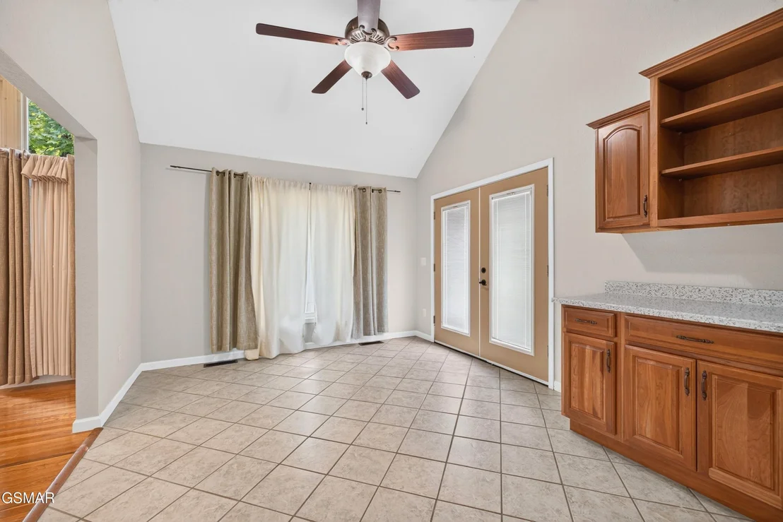 Photo of 219 Sullivan Pointe