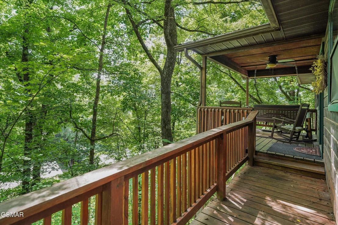 Photo of 615 Iron Mountain Road