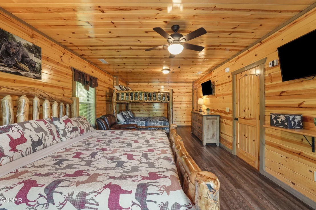Photo of 452 Alpine Mountain Way