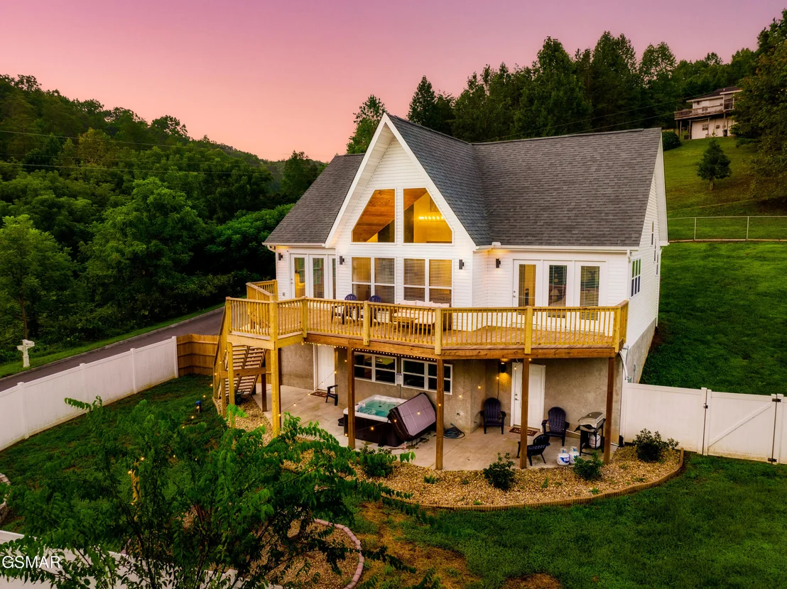 Photo of 3885 Katelyns Lane
