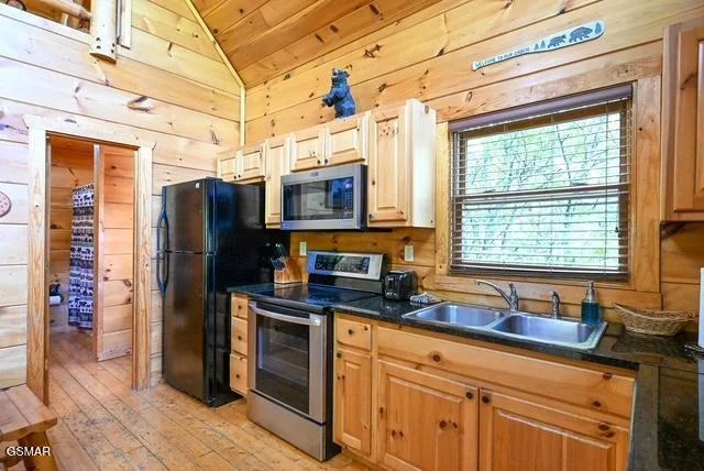 Photo of 1920 Buckeye View Way