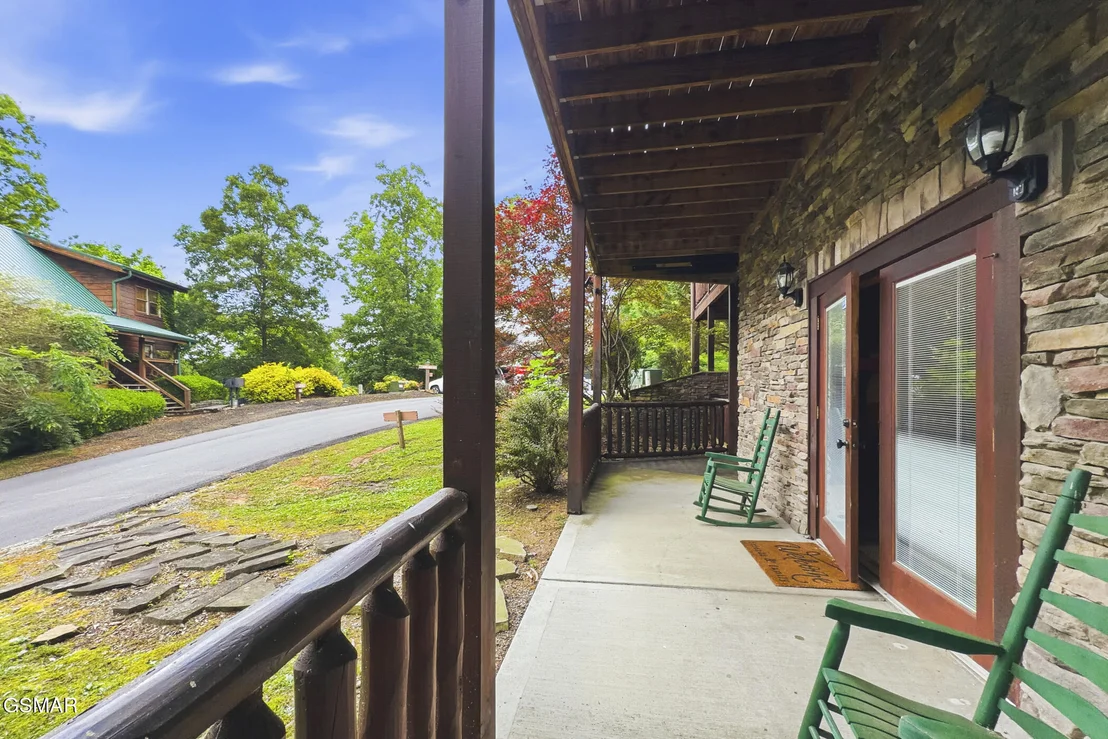 Photo of 2906 Quiet Oak Way