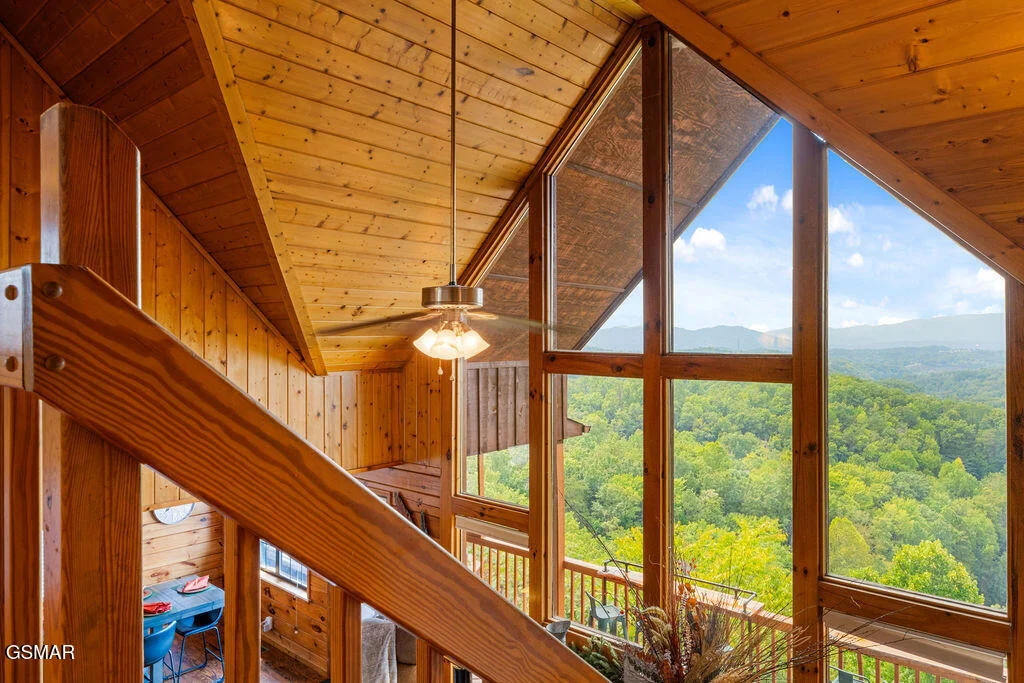 Photo of 1582 Bears Den Way