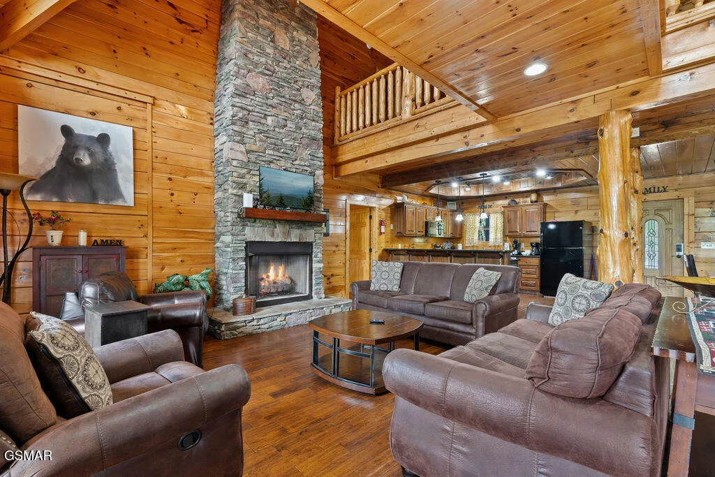 Photo of 326 Alpine Mountain Way