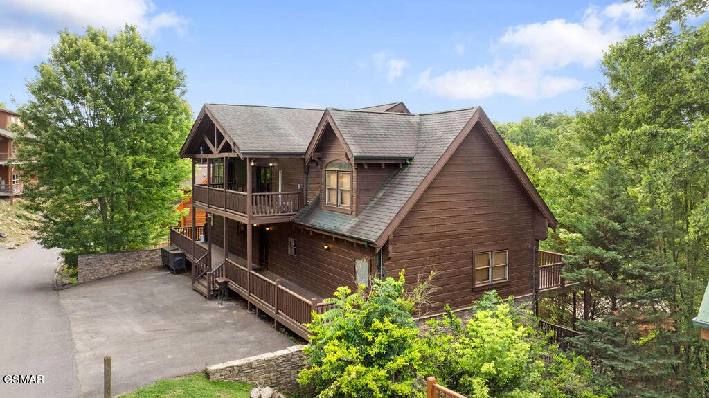 Photo of 326 Alpine Mountain Way