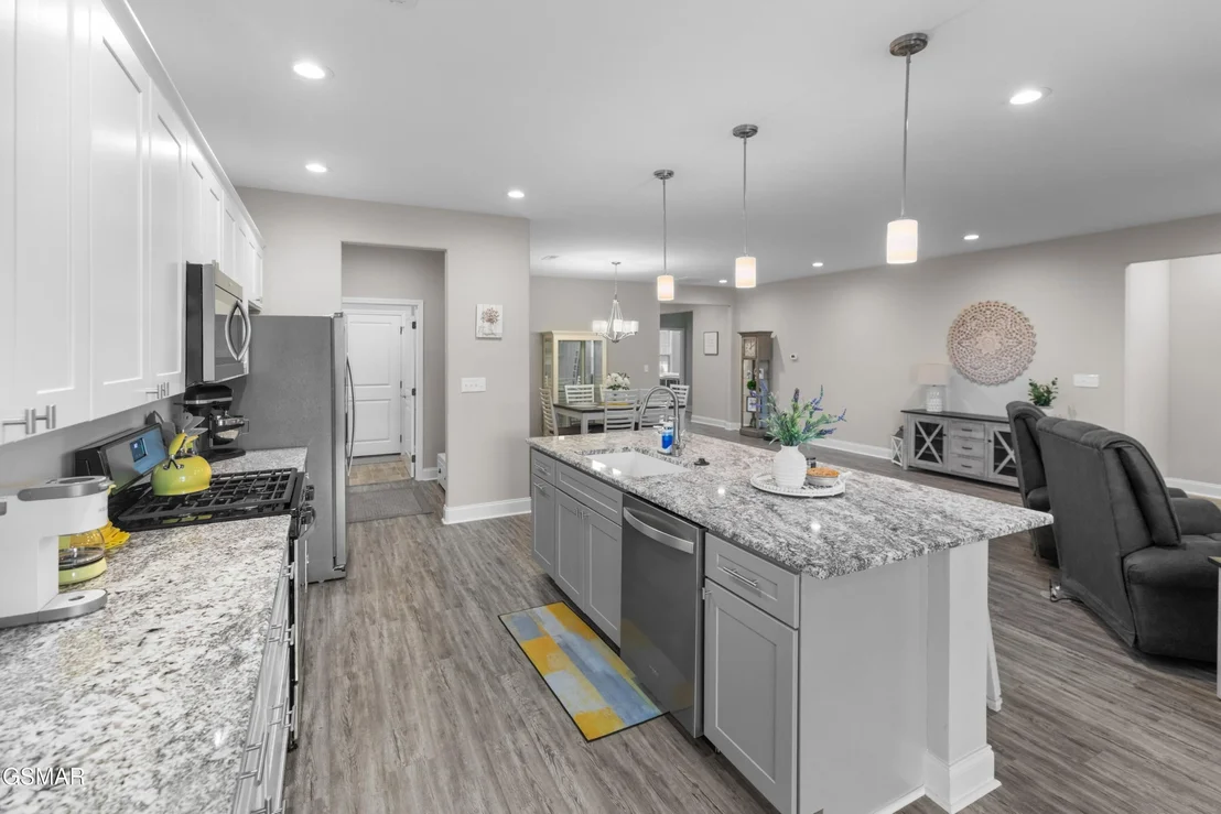 Photo of 2221 Boulder Crest Lane
