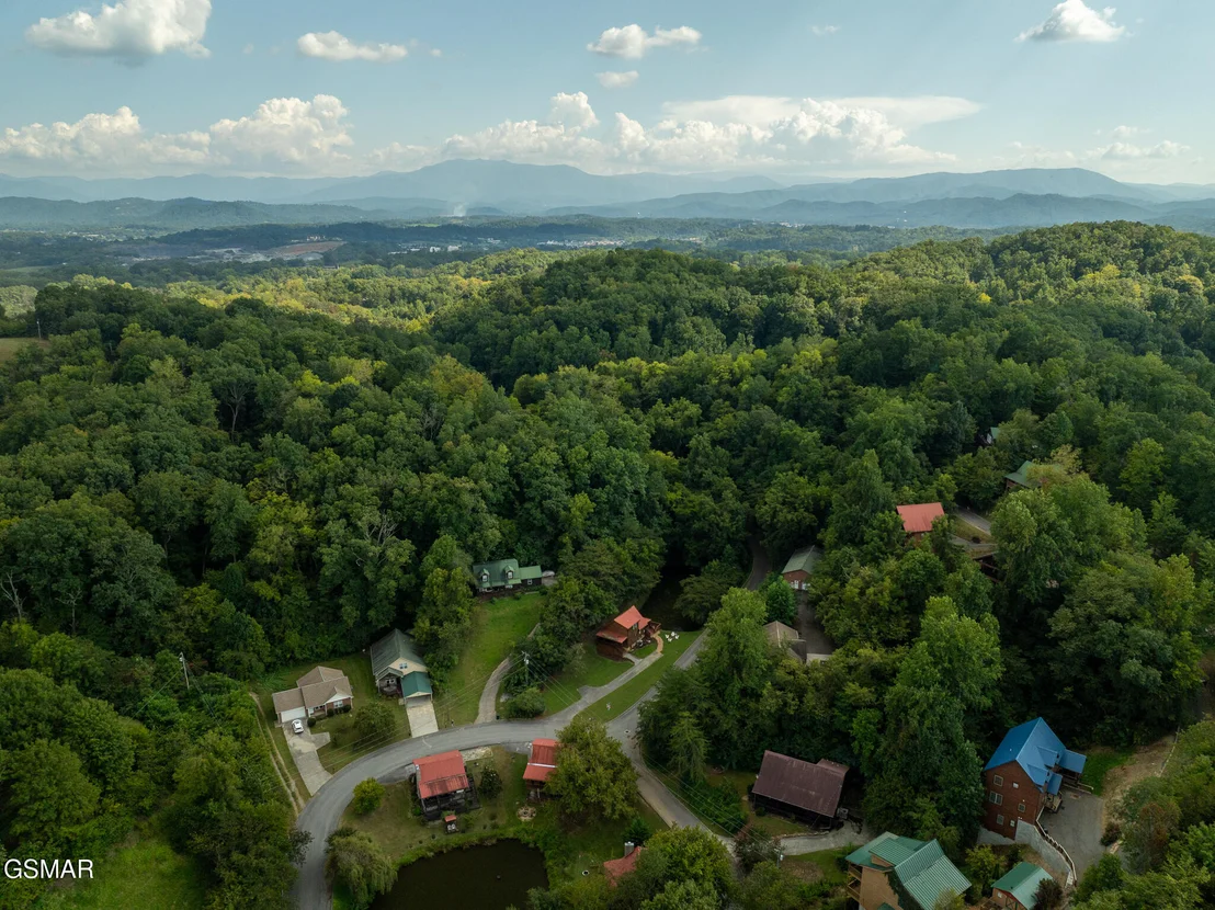 Photo of 439 Hideaway Ridge Circle