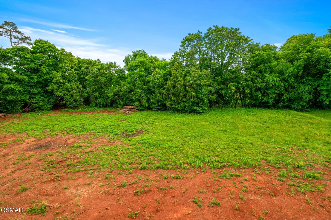 Photo of 2050 Kings View Loop