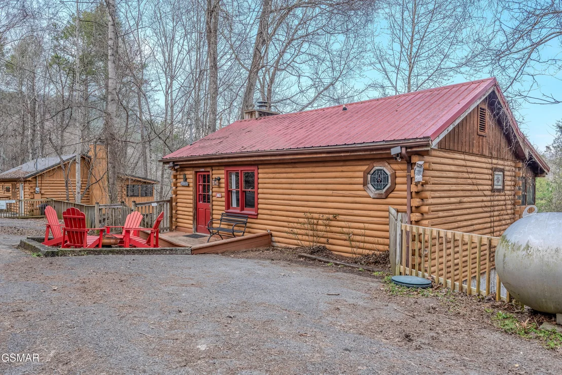 Photo of 1716 Ridgecrest Drive