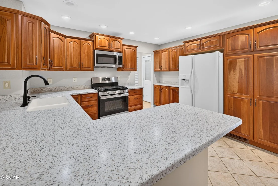 Photo of 219 Sullivan Pointe