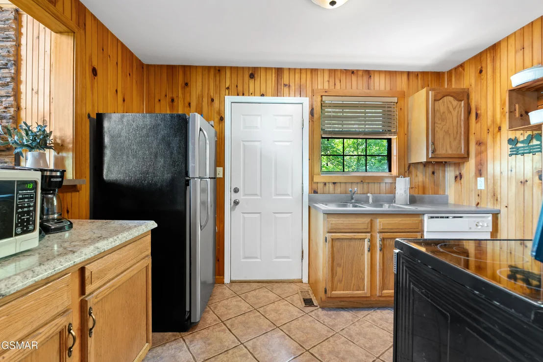 Photo of 2295 Bluff Mountain Road