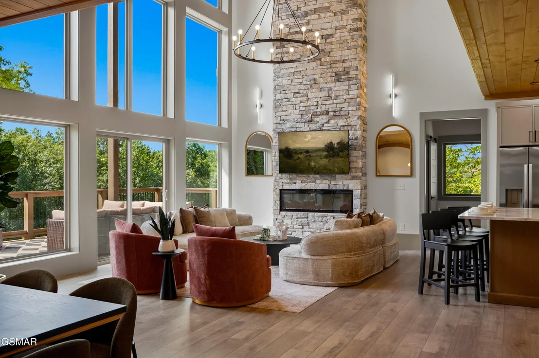Photo of 3839 Revetta Circle