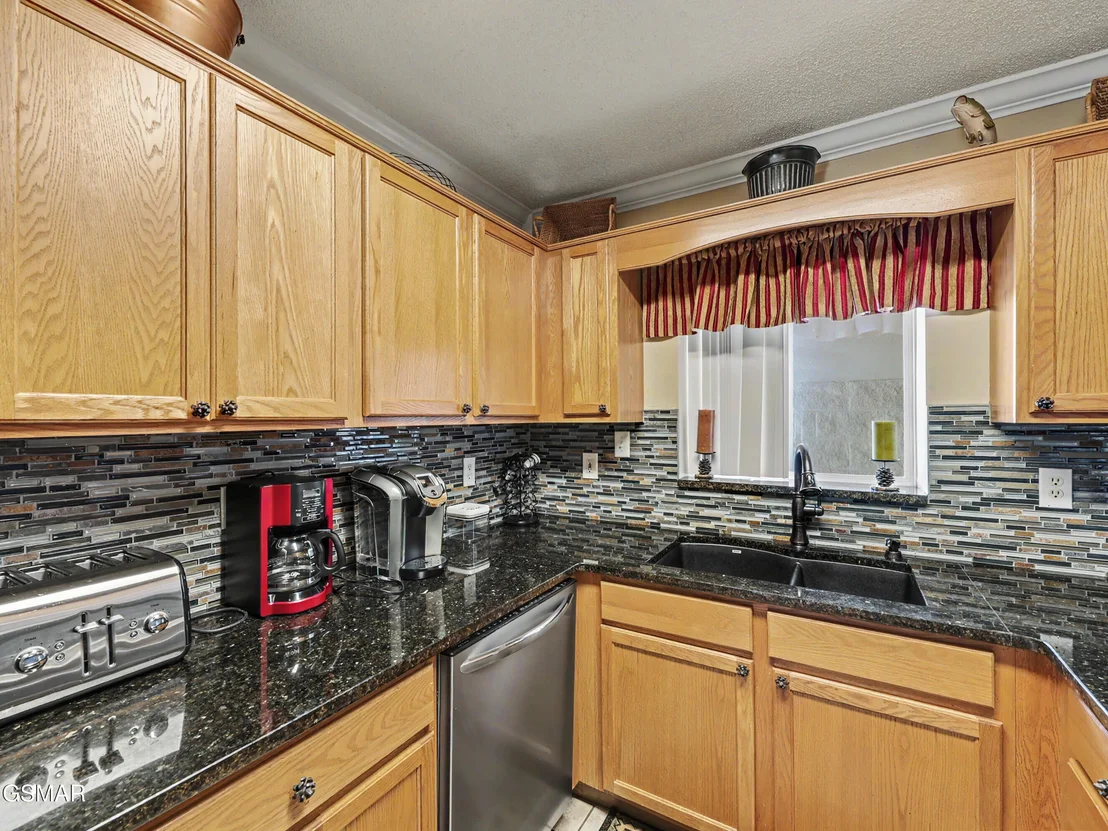 Photo of Unit UNIT552 at 205 Ogle Drive