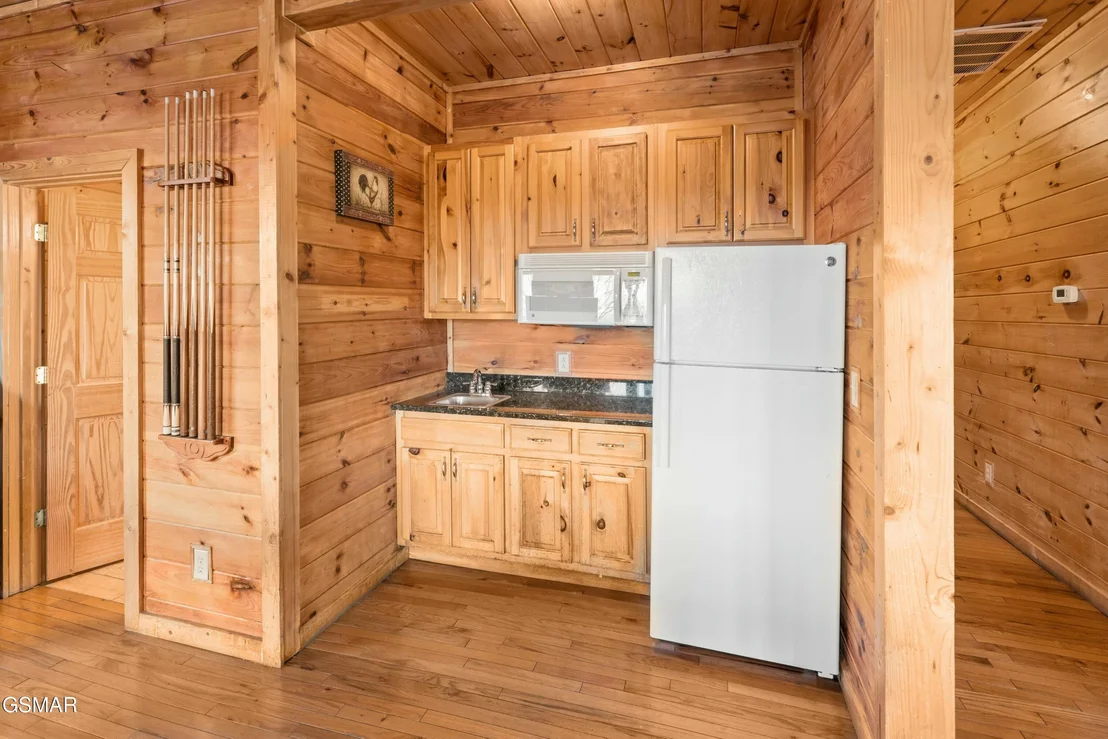 Photo of 950 Black Bear Cub Way