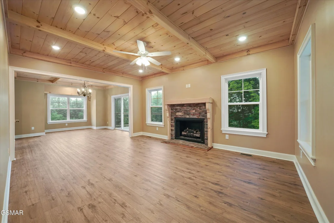 Photo of 534 Panorama Drive