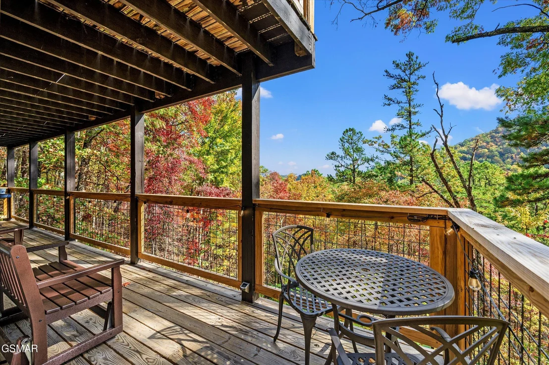 Photo of 2758 Overholt Trail