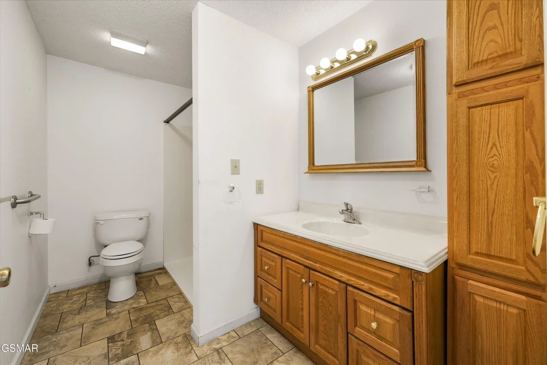 Photo of 632 Mountain View Drive