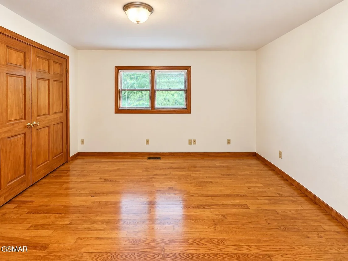 Photo of 1839 Jayell Road
