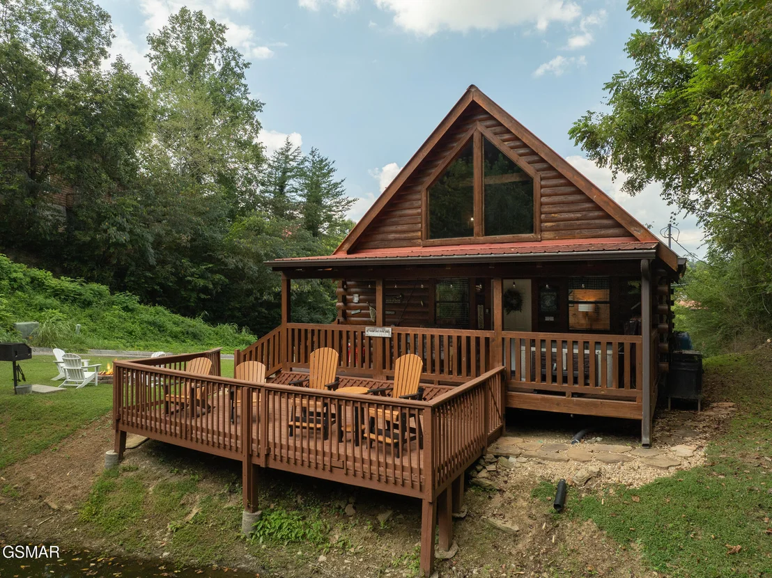 Photo of 439 Hideaway Ridge Circle