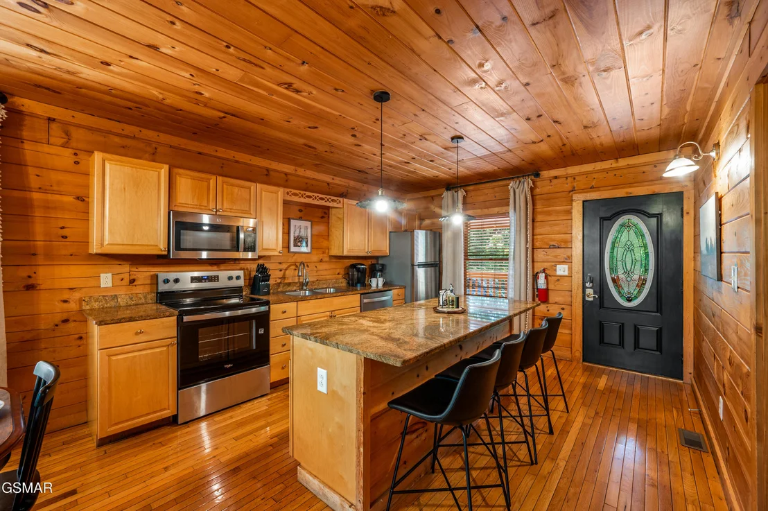 Photo of 737 Chickasaw Gap Way