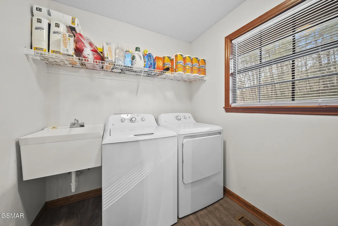 Photo of 3430 Laurel Ridge Way
