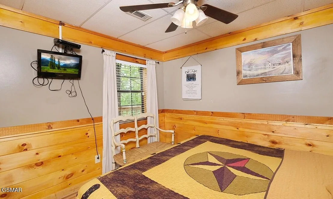 Photo of 623 Iron Mountain Road