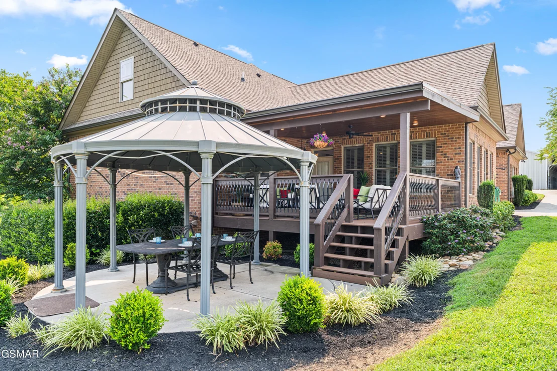 Photo of 2399 McCleary Road