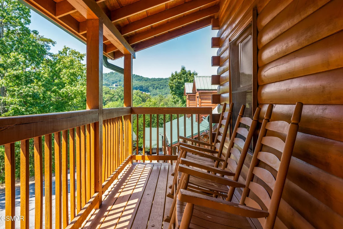 Photo of 737 Chickasaw Gap Way