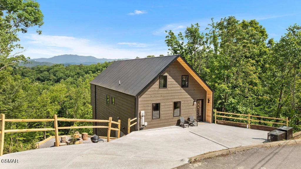 Photo of 1863 Bluff Ridge Road