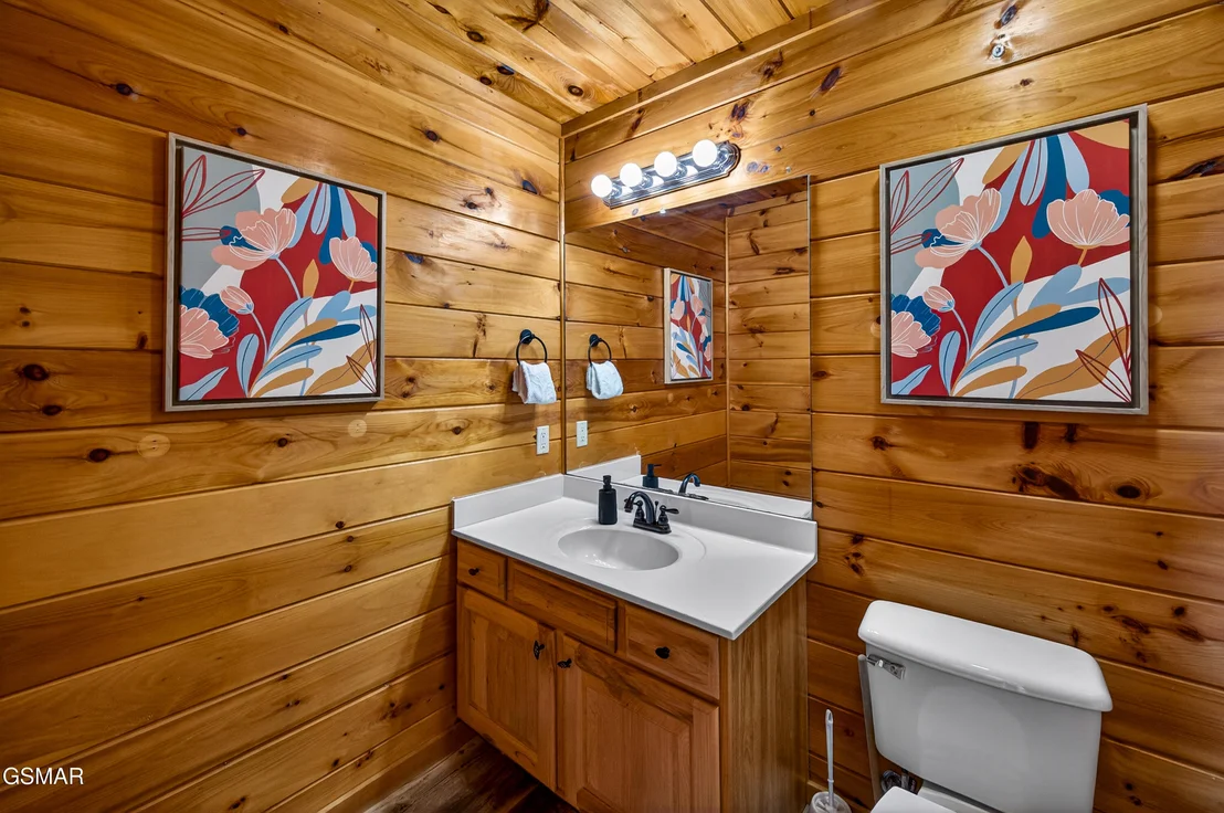 Photo of 2428 Breezy Road
