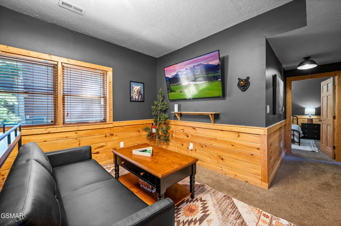 Photo of 737 Chickasaw Gap Way