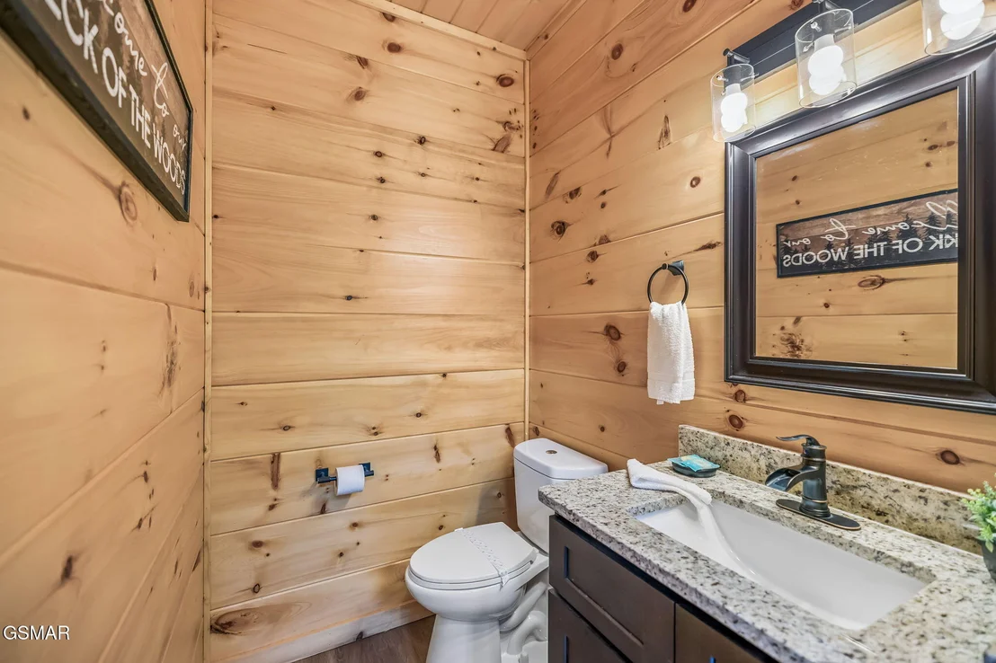 Photo of 1615 Bear Valley Road