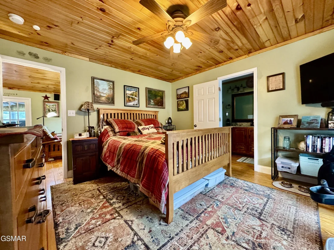 Photo of 401 Mountain Thrush Drive