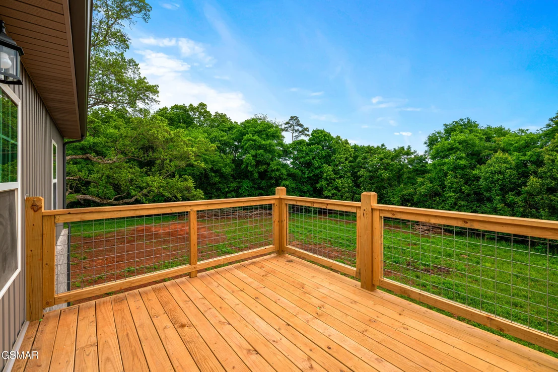 Photo of 2050 Kings View Loop