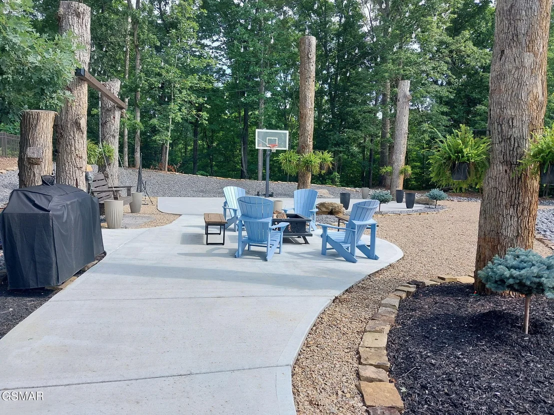 Photo of 917 Crickett Drive