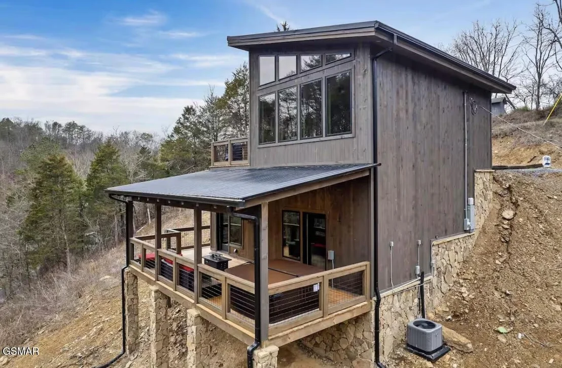 Photo of 1508 Mountain Drive