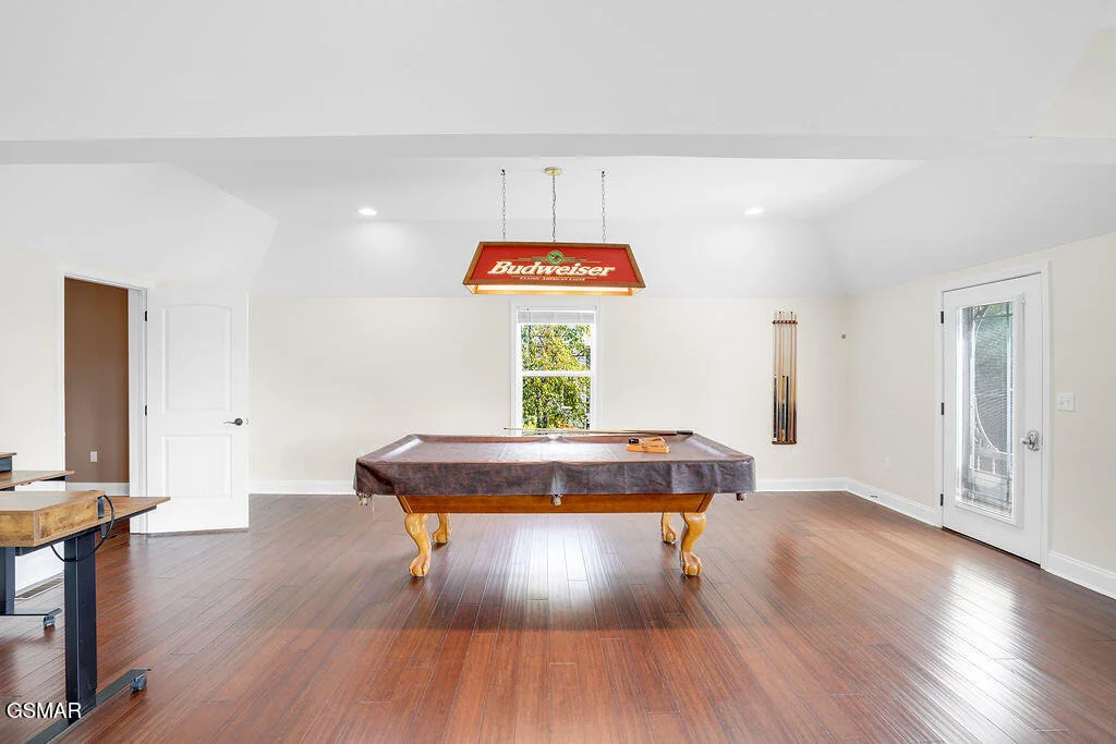 Photo of 1202 Foxwood Drive
