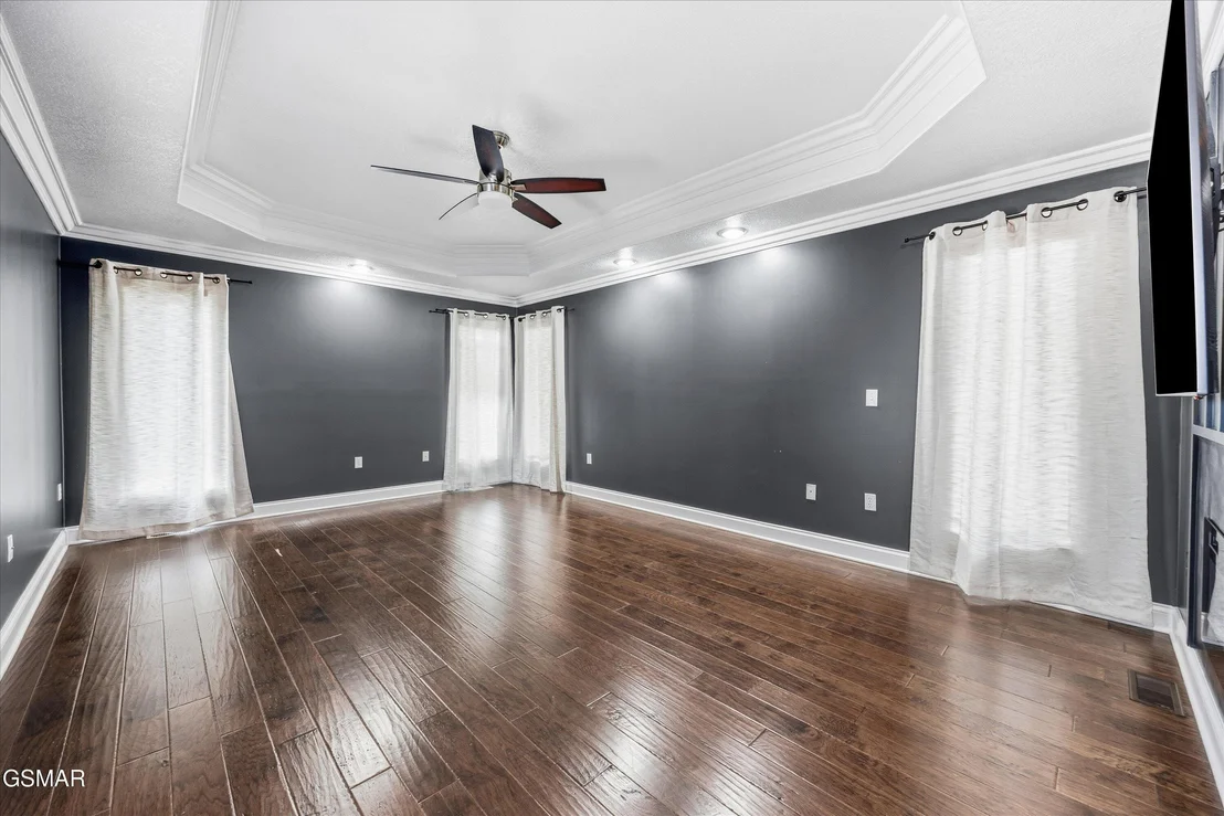 Photo of 339 Riverdale Drive
