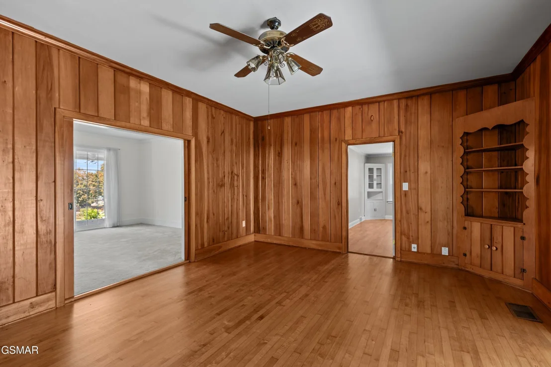 Photo of 1328 W Main Street