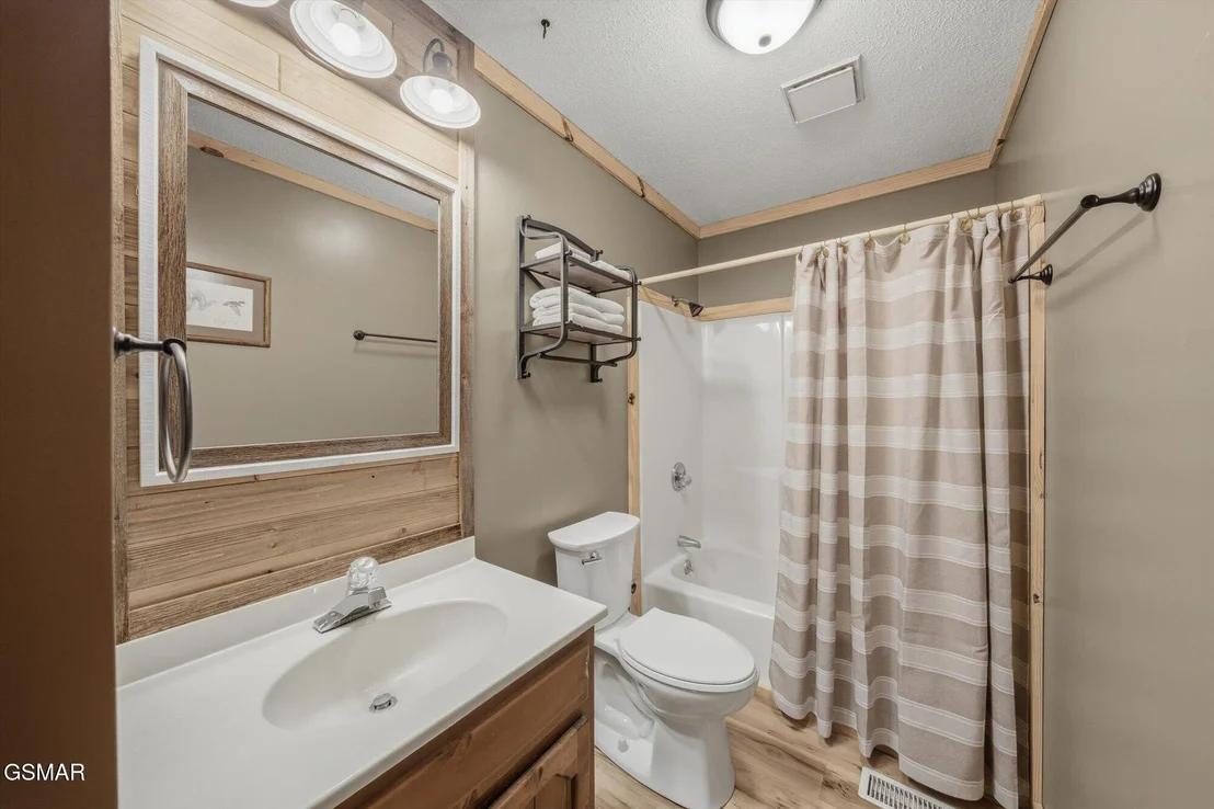 Photo of 759 Ridgefield Drive