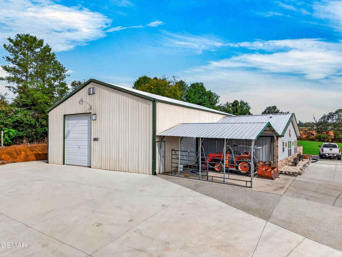 Photo of 428 Shrader Road