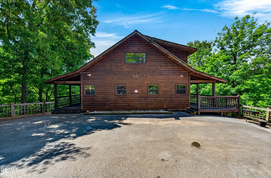 Photo of 2428 Breezy Road