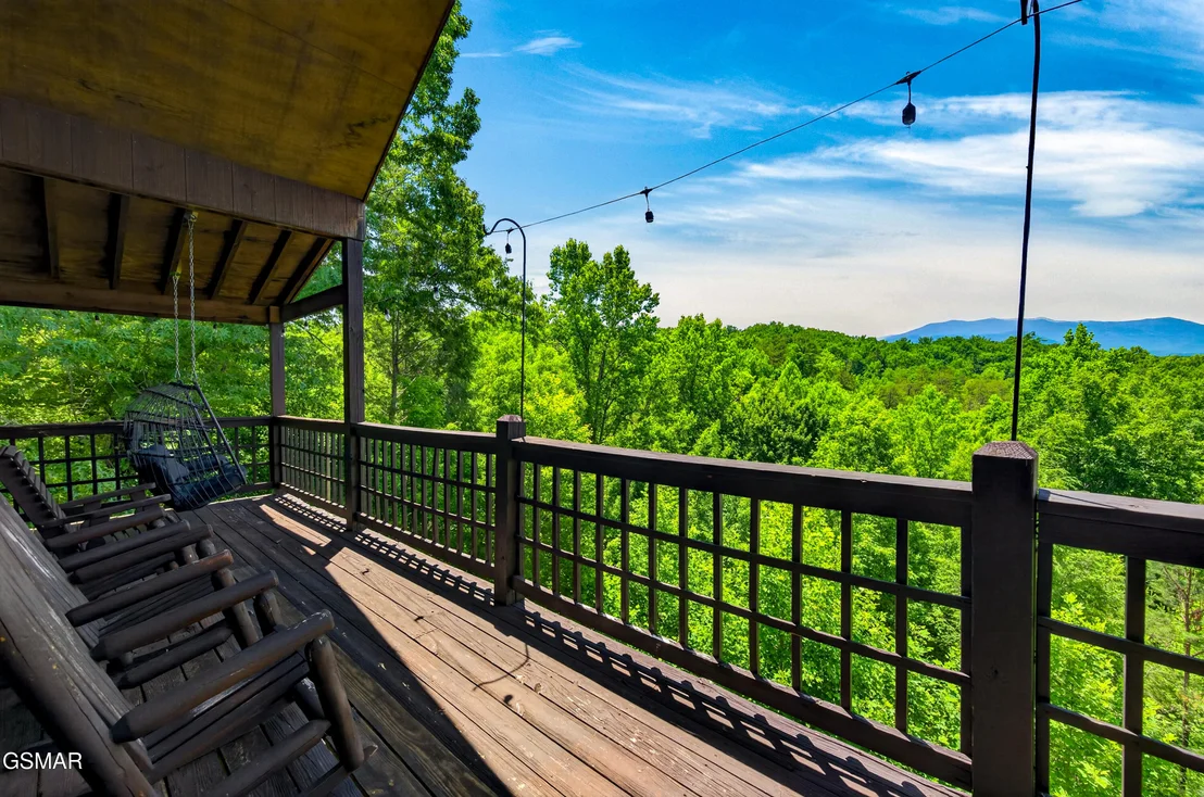 Photo of 2428 Breezy Road