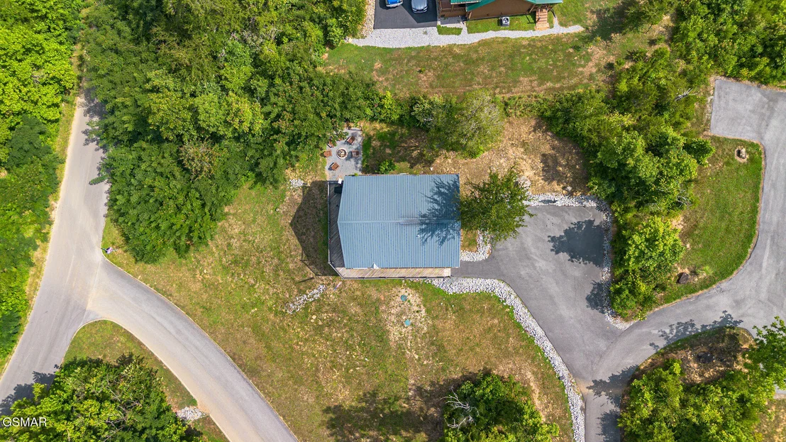Photo of 705 Rondayview Lane