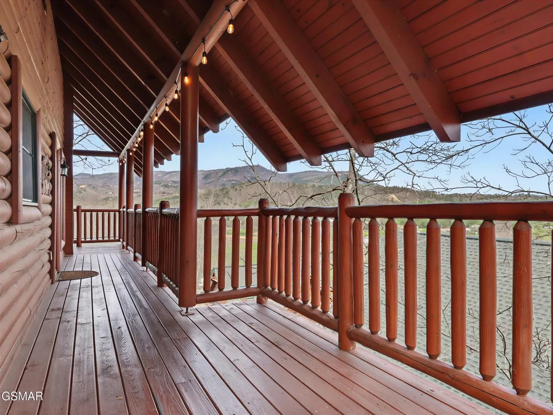 Photo of 1723 Summit View Way