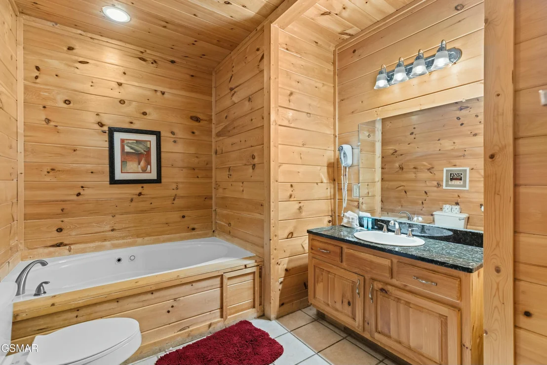 Photo of 950 Black Bear Cub Way