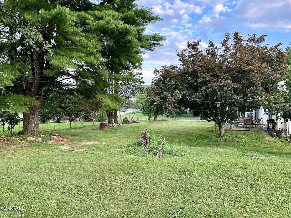 Photo of 571 Patterson Road