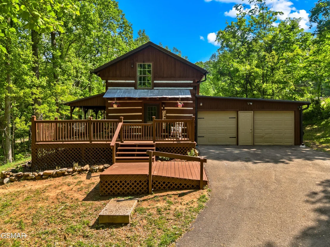 Photo of 874 Layman Drive