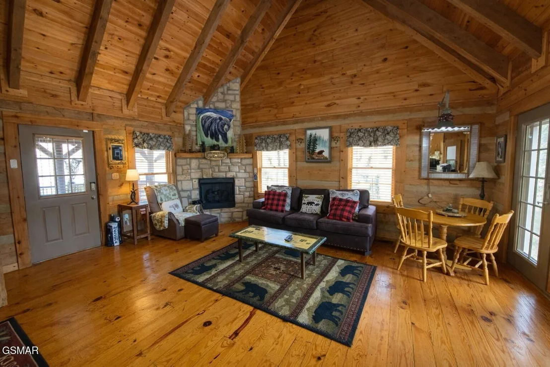 Photo of 2039 Piney Overlook Lane
